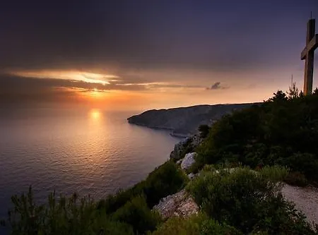 “serenity” Villa Agios Leon